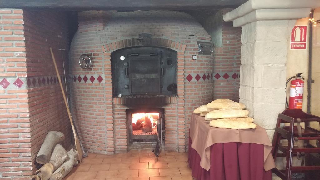 Hotel La Brasa Vélez de Benaudalla Exteriér fotografie